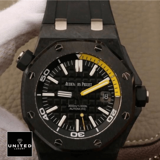 Audemars Piguet 15706AU.OO_.A002CA.01 Black Dial Replica on the hand