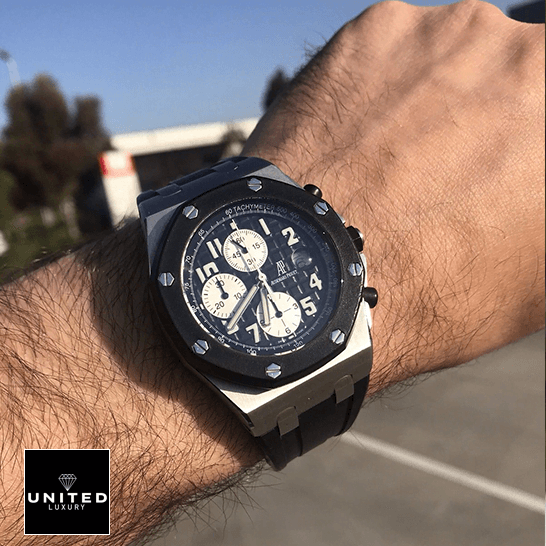 AP Offshore Diver Replica 3 audemars_piguet_royal_oak_offshore_diver_hand